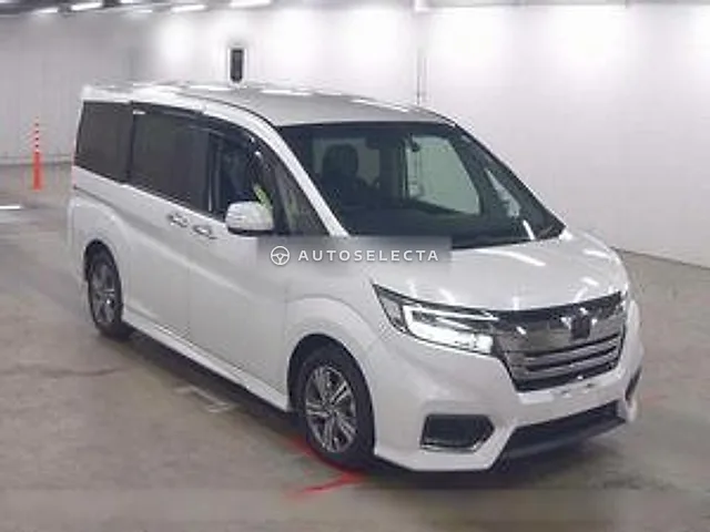 Honda Stepwgn Spada 2022, auction grade 4.5