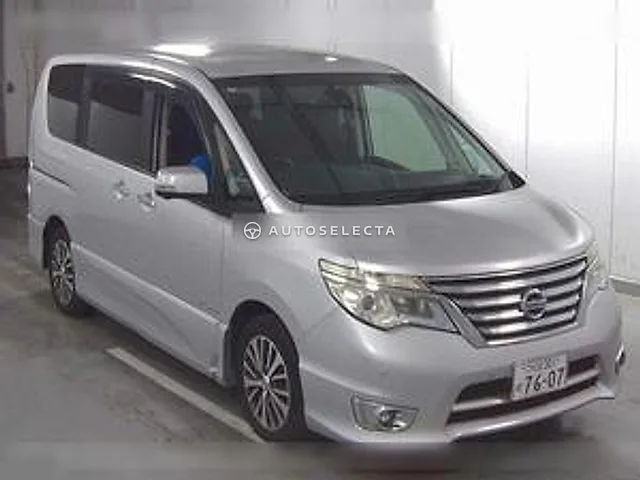 Nissan Serena 2014, auction grade 3.5