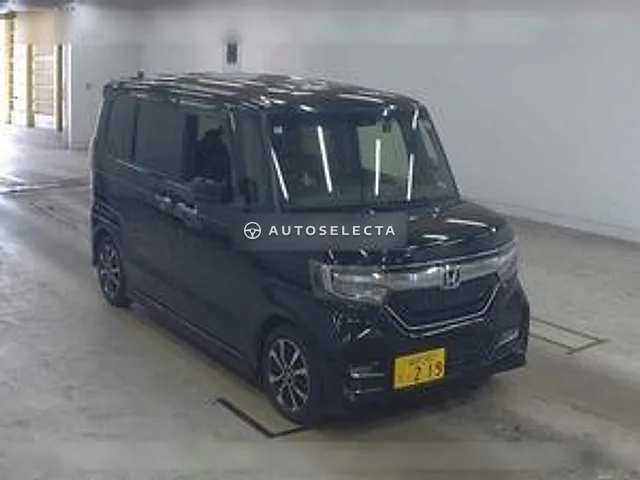 Honda N-BOX Custom 2020, auction grade 4.5