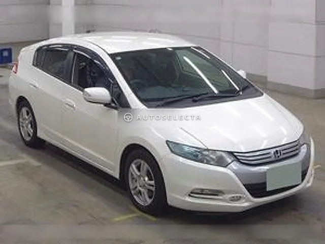 Honda Insight 2010, auction grade 3