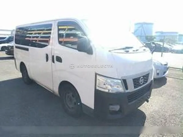 Nissan NV350 Caravan 2014