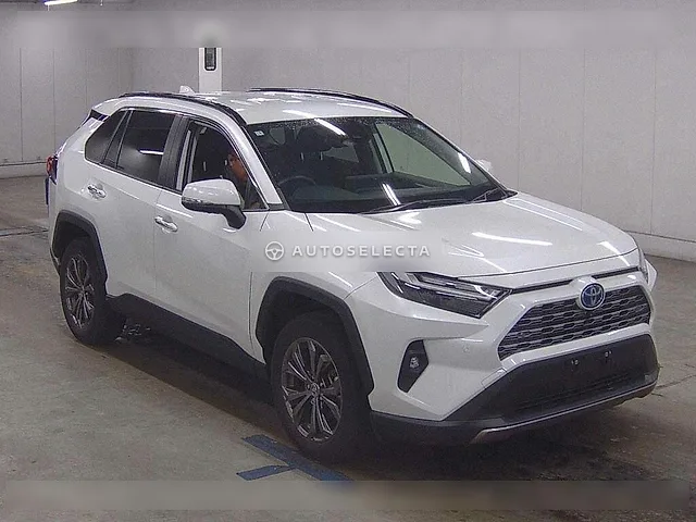 Toyota RAV4 2023, auction grade 4.5