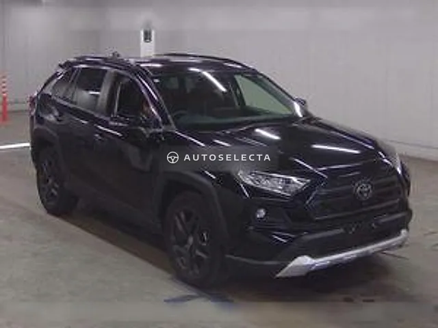 Toyota RAV4 2023, auction grade 4.5
