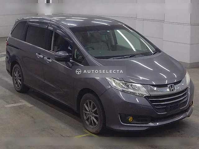 Honda Odyssey 2013, auction grade 3