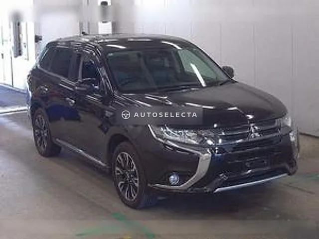 Mitsubishi Outlander PHEV 2015, auction grade 3