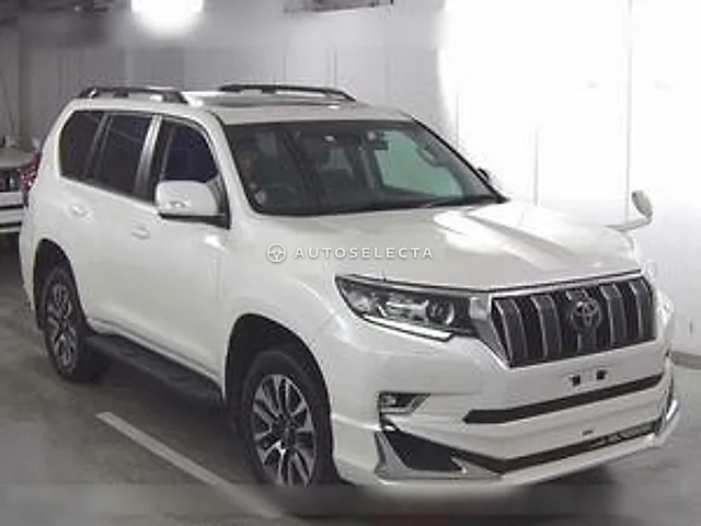 Toyota Land Cruiser Prado 2023, auction grade 5
