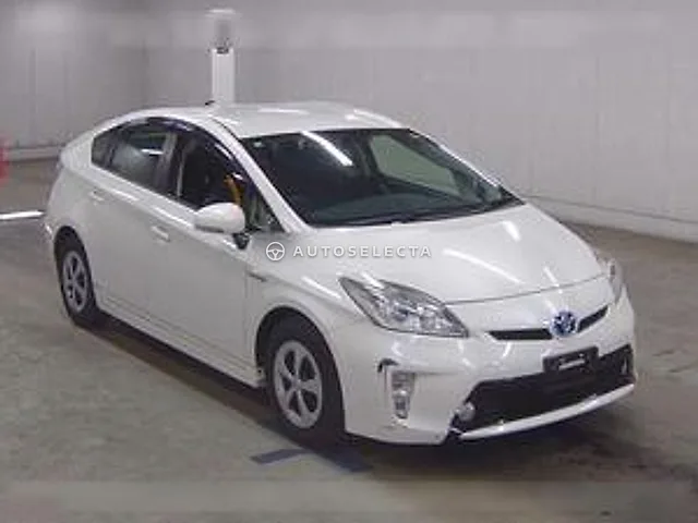 Toyota Prius 2012, auction grade 3.5