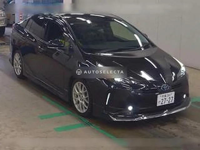 Toyota Prius 2021, auction grade 4