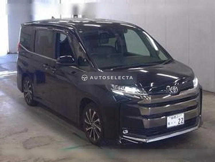 Toyota Noah 2022, photo 1 of 1