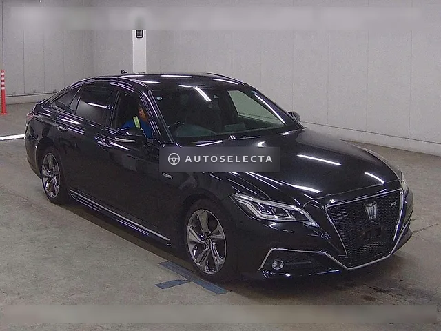 Toyota Crown Hybrid 2019, auction grade RA