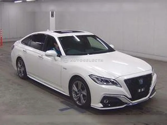 Toyota Crown Hybrid 2019, auction grade 3.5