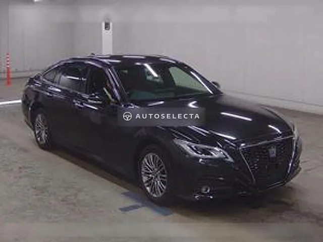 Toyota Crown Hybrid 2021, auction grade 4