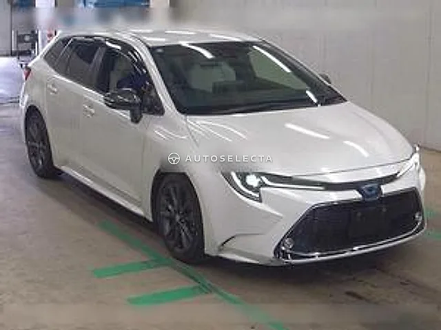 Toyota Corolla Touring 2022, auction grade 4