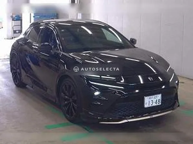 Toyota Crown Sport 2023, auction grade 5