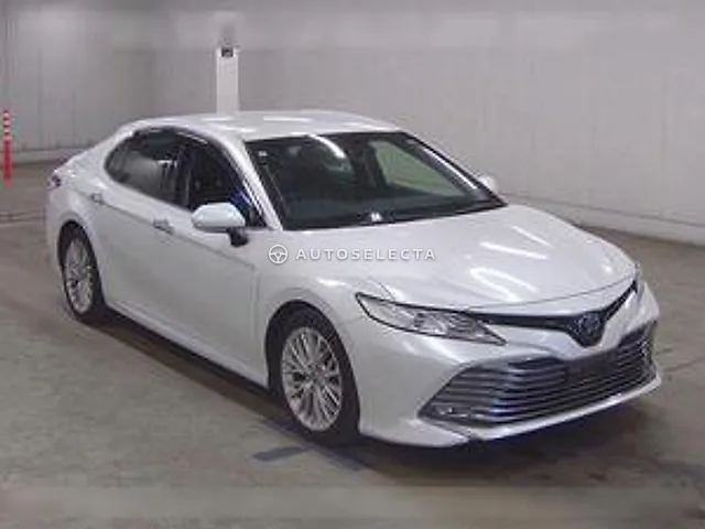 Toyota Camry 2017, auction grade 3.5