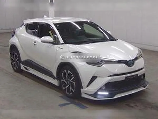 Toyota C-HR 2017, auction grade 4
