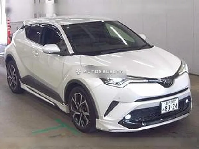 Toyota C-HR 2018, auction grade 4.5