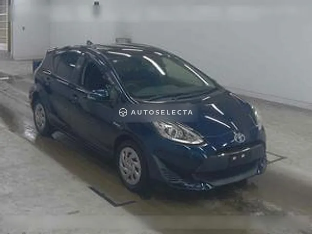Toyota Aqua 2017, auction grade 4.5