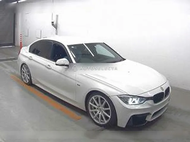 BMW 3 Series 2013, auction grade 3.5