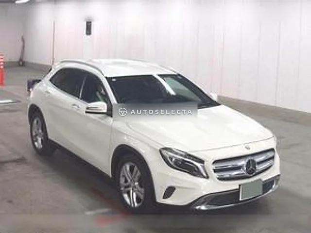 Mercedes-Benz GLA-Class 2015, auction grade 4.5