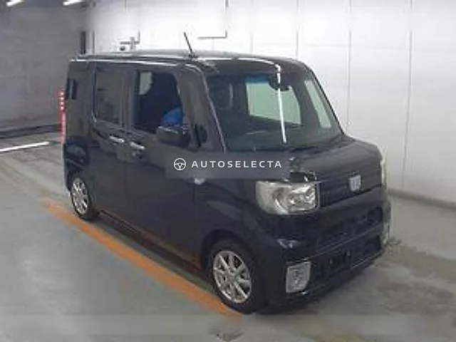 Daihatsu Wake 2016, auction grade 3.5