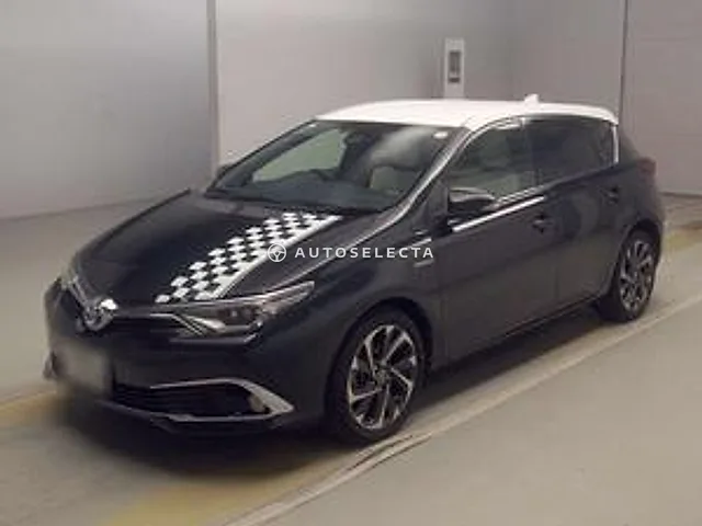 Toyota Auris 2016, auction grade 4