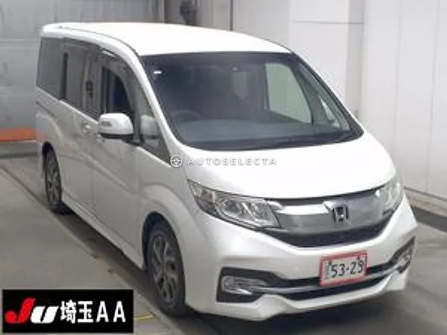 Honda Stepwgn Spada 2015, auction grade 3.5