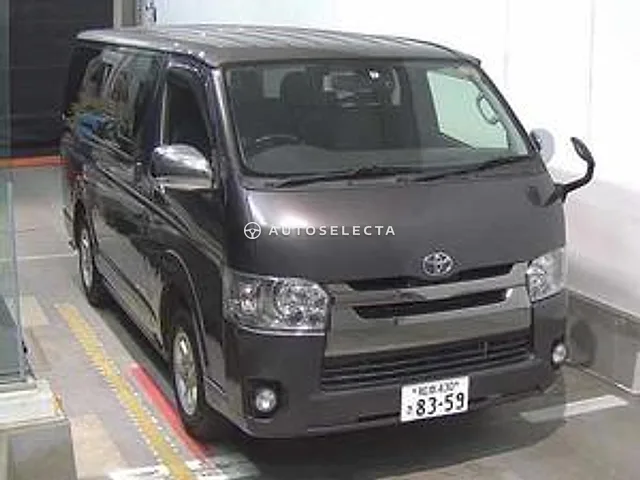 Toyota Hiace Van 2016, auction grade 3.5