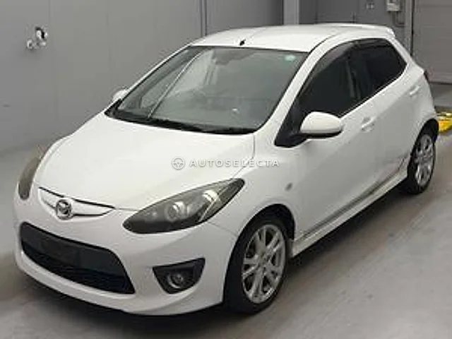 Mazda Demio 2008, auction grade 3