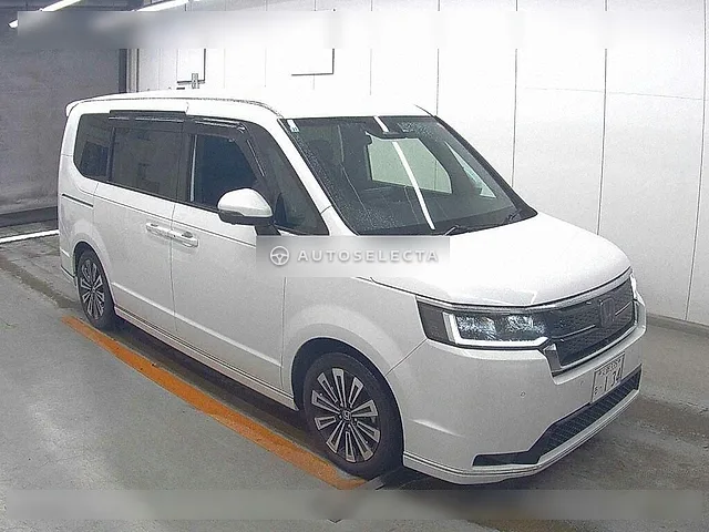 Honda Stepwgn Spada 2025, auction grade 5