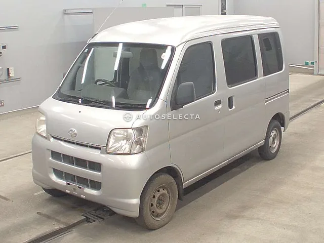 Daihatsu Hijet Cargo 2006, auction grade 3