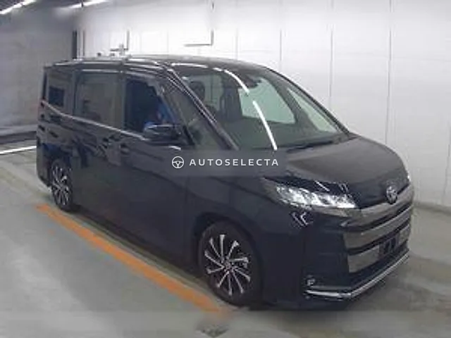 Toyota Noah 2023, auction grade 5