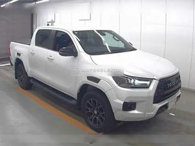 Toyota Hilux GR Sport 2024, auction grade 4.5