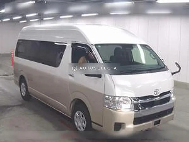 Toyota Hiace Wagon 2023, auction grade R