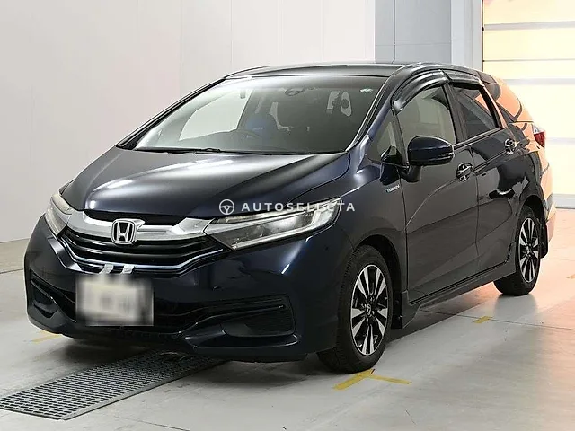 Honda Shuttle 2015, auction grade 4