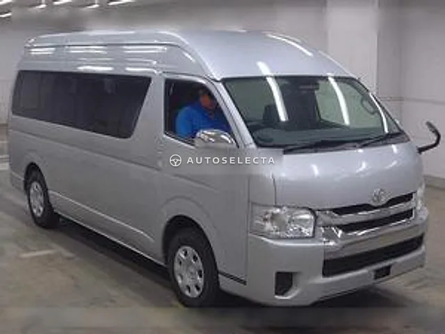 Toyota Hiace Wagon 2019, auction grade 4