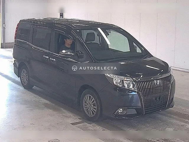 Toyota Esquire 2016, auction grade 3