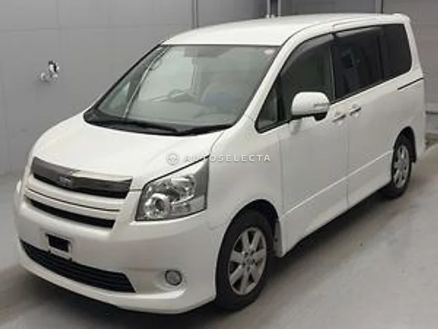 Toyota Noah 2009, auction grade 3.5