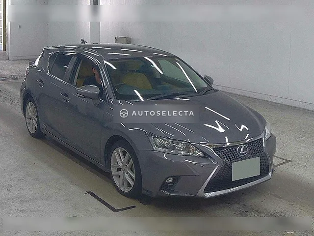 Lexus CT 2014, auction grade 4