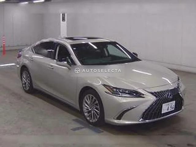 Lexus ES 2021, auction grade 3.5