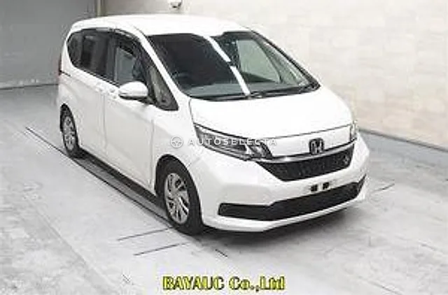 Honda Freed+ 2021, auction grade 3.5