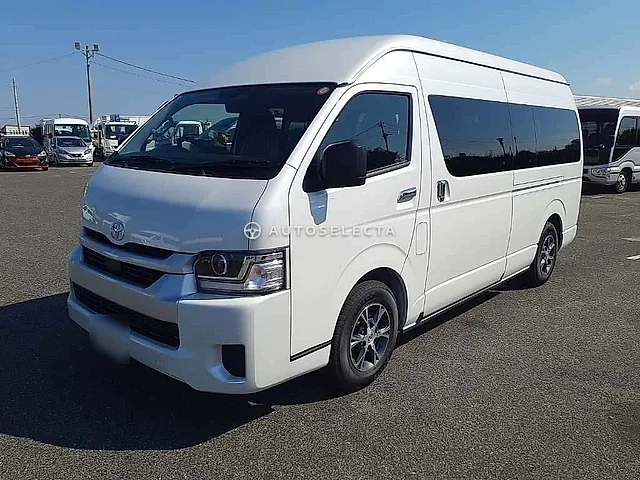 Toyota Hiace Commuter 2026, auction grade S