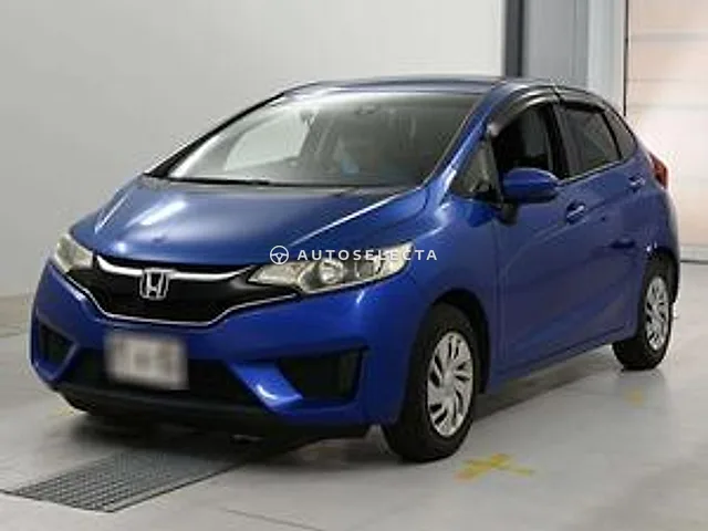 Honda Fit 2015, auction grade RA
