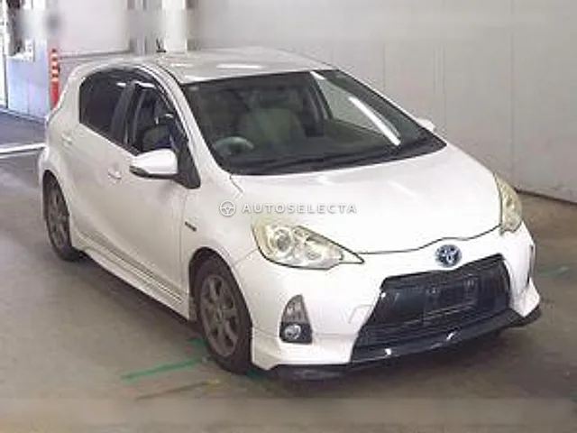 Toyota Aqua 2013