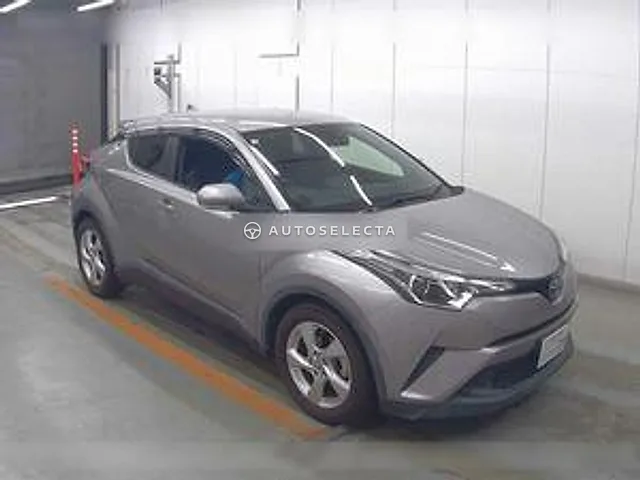 Toyota C-HR 2017, auction grade 4