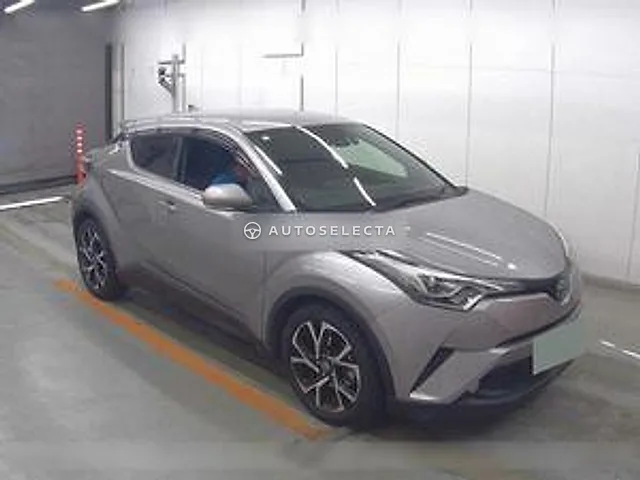 Toyota C-HR 2017, auction grade 4