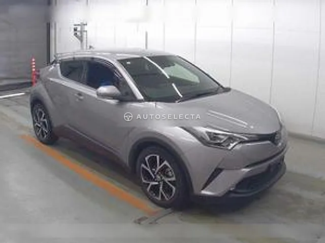 Toyota C-HR 2018, auction grade 4.5