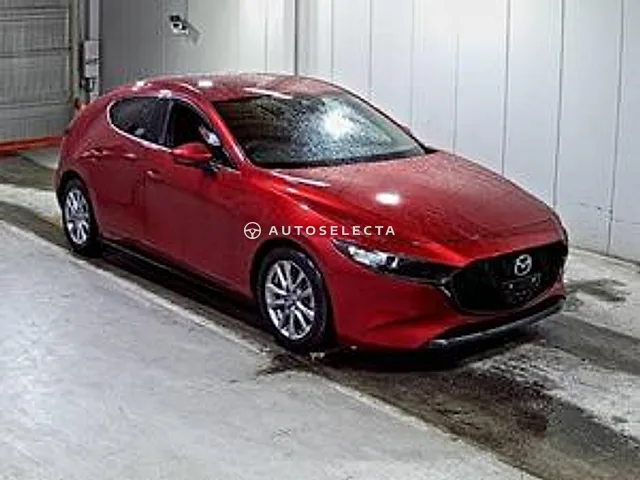 Mazda MAZDA3 Fastback 2019, auction grade R