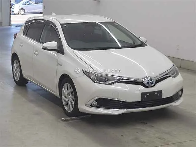 Toyota Auris 2016, auction grade R