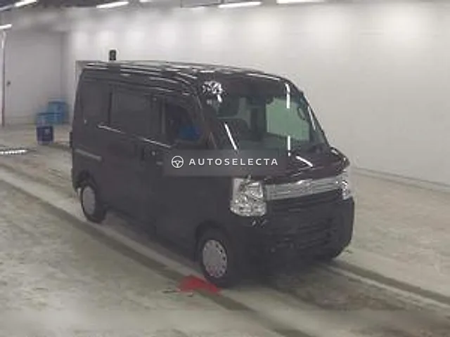 Suzuki Every 2022, auction grade 3.5